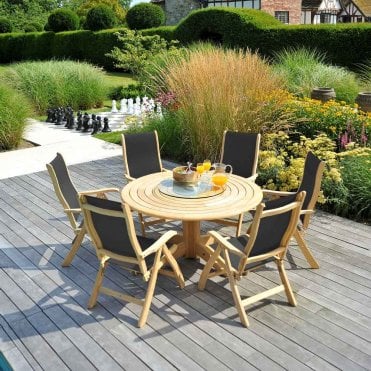 Roble 6 Seater Dining Set with Recliner