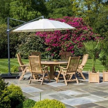Roble Ascot Round 6 Seater Dining Set