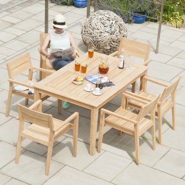 Roble Rectangular 6 Seater Dining Set