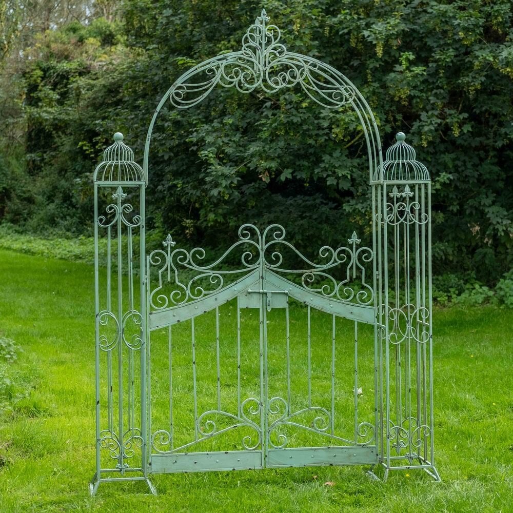 An image of Ascalon Vintage Arch With Gates Colour: Antique Green