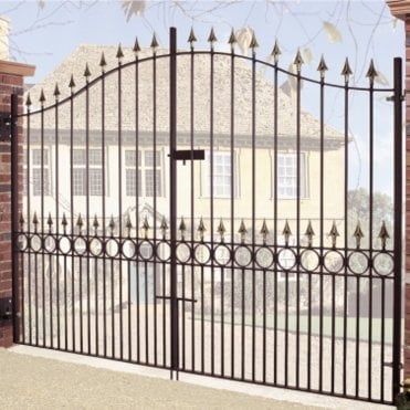 Balmoral Tall Bow Top Double Driveway Gate - Primed Finish