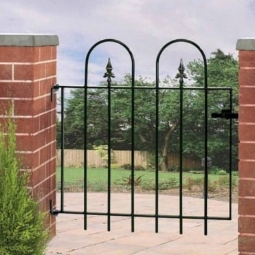 Village Hoop and Spear Top Single Gate