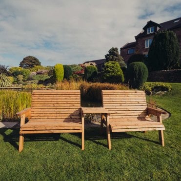 Valley 4 Seater 2 Bench Set With Straight Tray