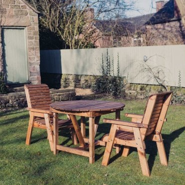 Valley Round Table And 2 Chairs