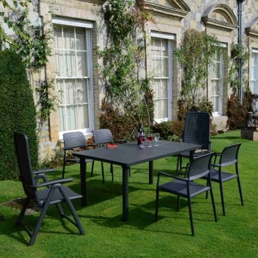 Libeccio Anthracite Set with 2 Darsena and 4 Bora Chairs