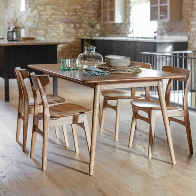 Garden Trading Longcot Dining Table - Oak