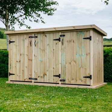 Gisburn Triple Garden Store