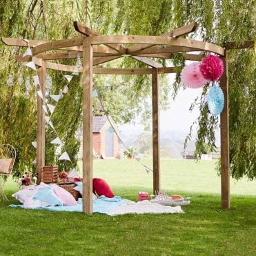 Carousel Pergola