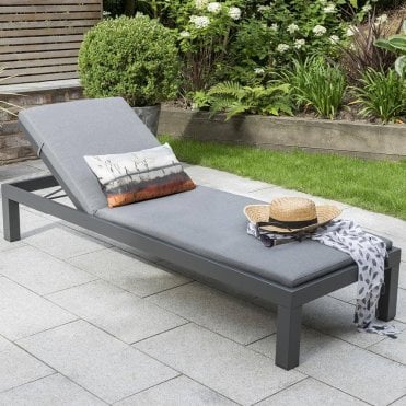 Elba Lounger