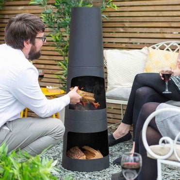 Circo Chimenea With Log Store