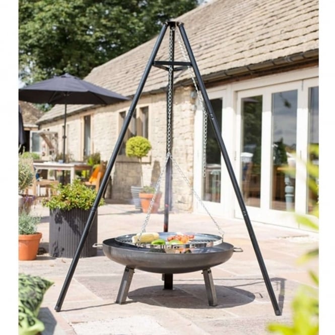 La Hacienda Tripod With Hanging Grill