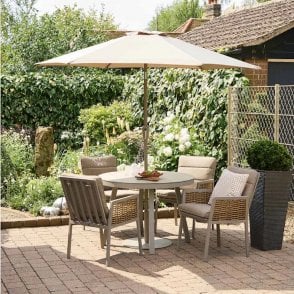 LG Outdoor Havana 4 Seat Dining Set with 2.5m Parasol