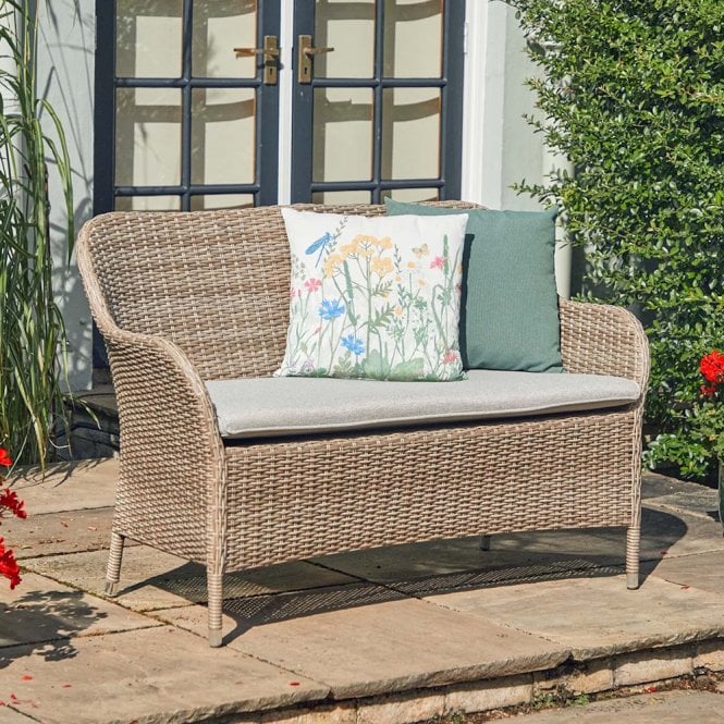 LG Outdoor Monte Carlo Bench