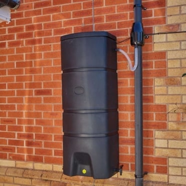 Terracottage Wall Mounted Water Butt 160 Litres Kit