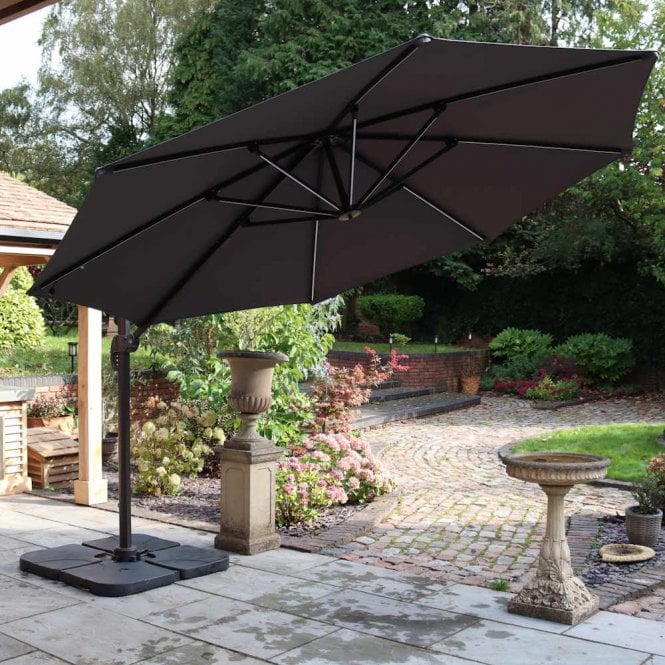 Royalcraft LED Cantilever Parasol 3.5m