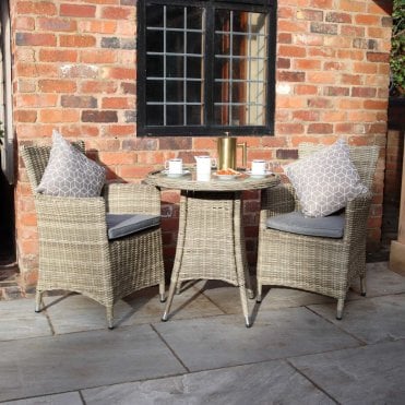 Wentworth Carver Bistro Set