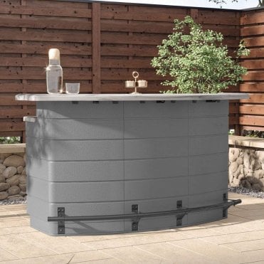 Backyard Oasis Garden Bar