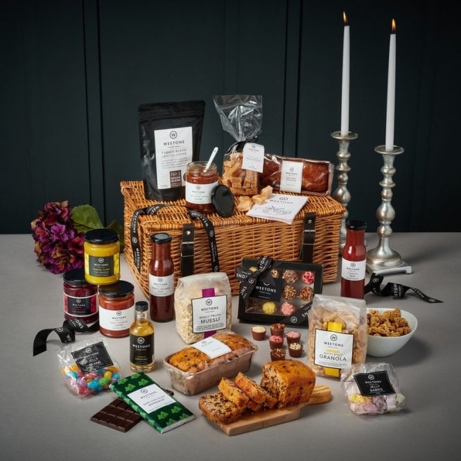 Weetons The  Showcase Hamper