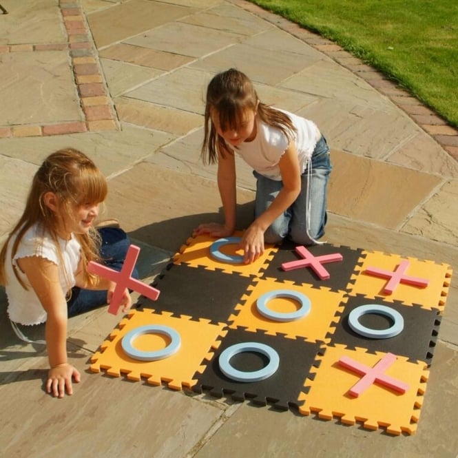 Traditional Garden Games Garden Noughts And Crosses